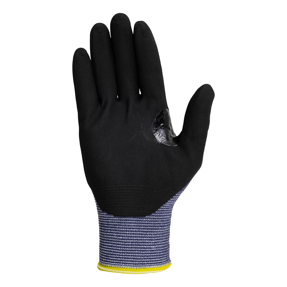 protective-glove-made-of-special-fibers-impregnated-with-nft-cut5-nirtil-based-foam