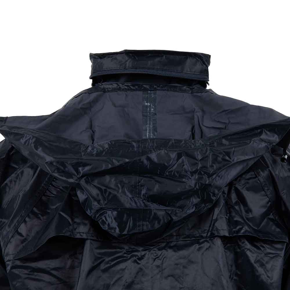 costum-protectie-riscuri-minime-ploaie-bonn-renania
